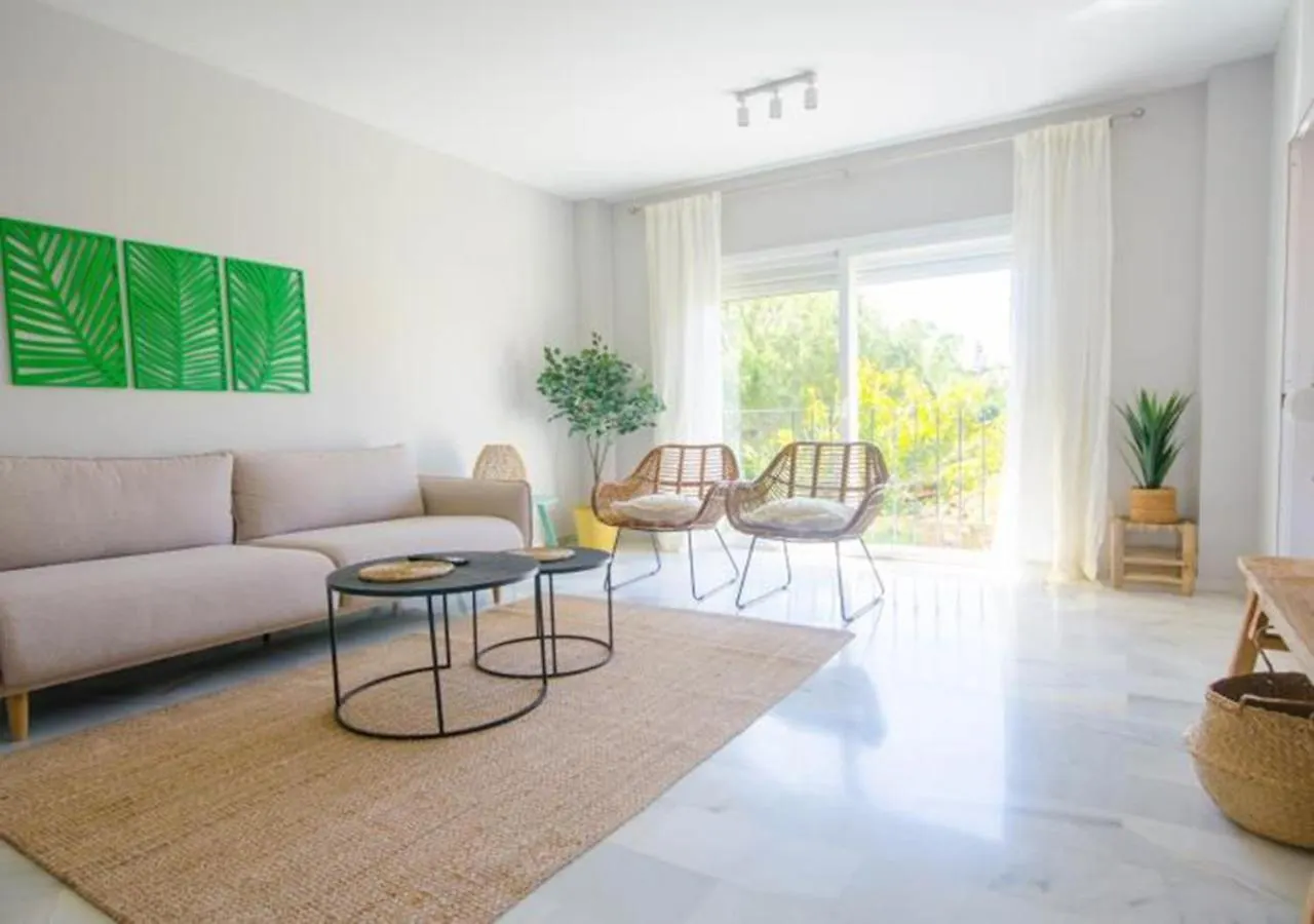 Apartment Alambra Del Sol - Coastal Retreat By The Beach Estepona Spain