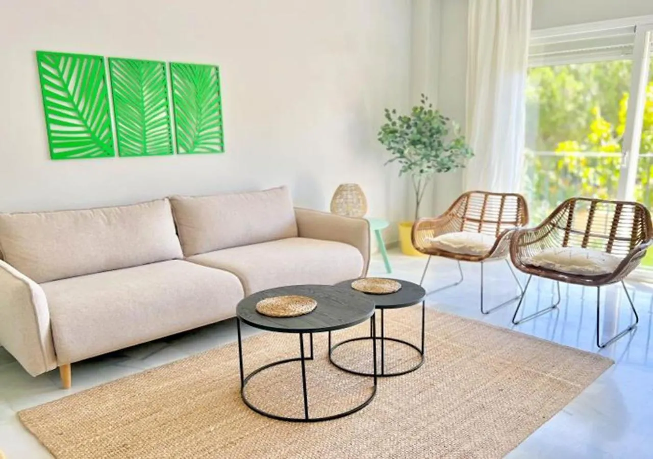 Apartment Alambra Del Sol - Coastal Retreat By The Beach Estepona Spain
