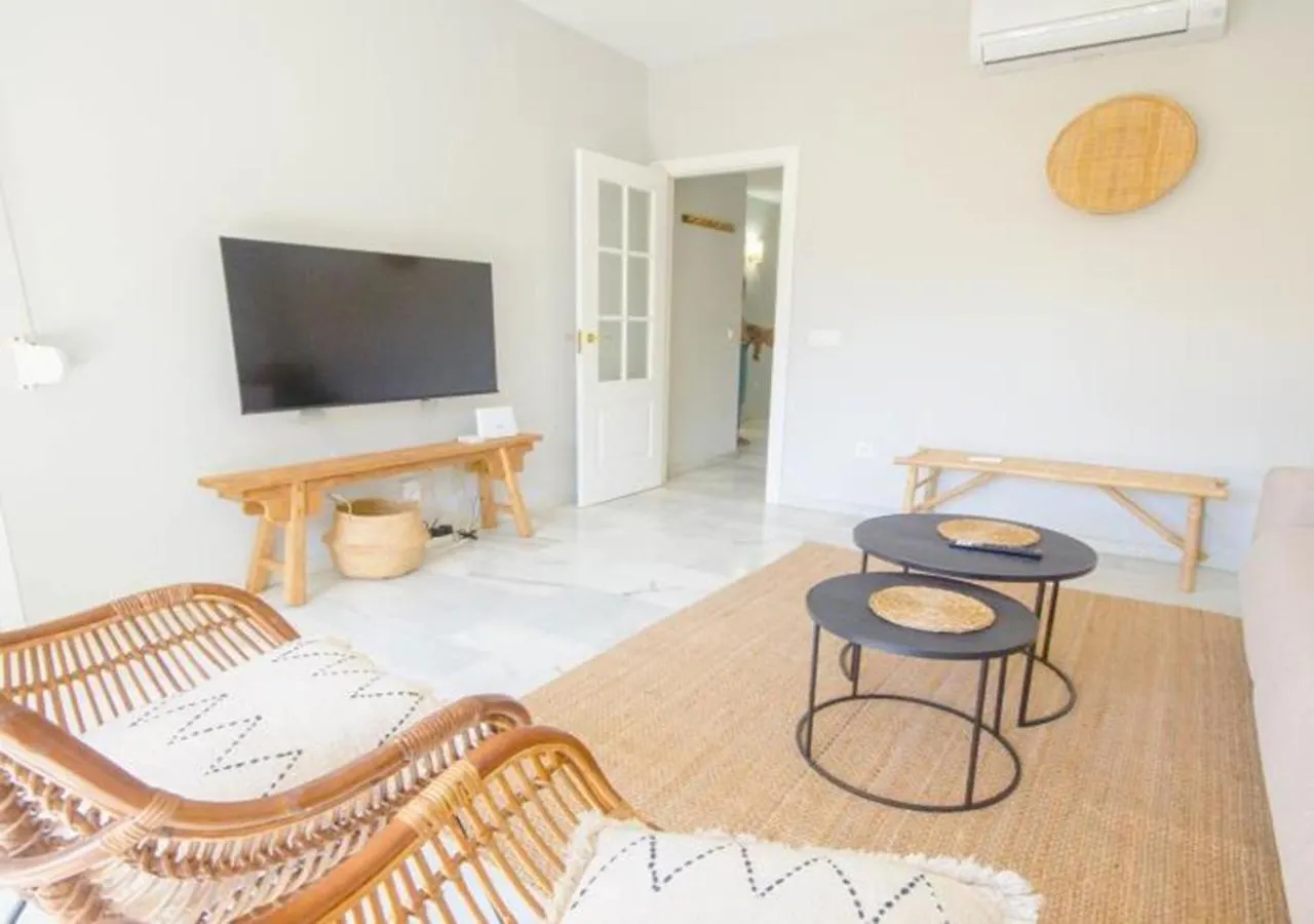 Alambra Del Sol - Coastal Retreat By The Beach Estepona 0*,